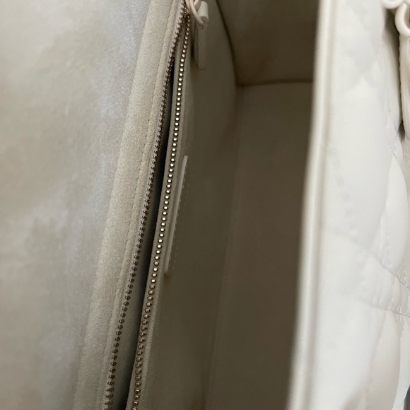 Lady Dior Ultra Matte white medium - Picture 16 of 16